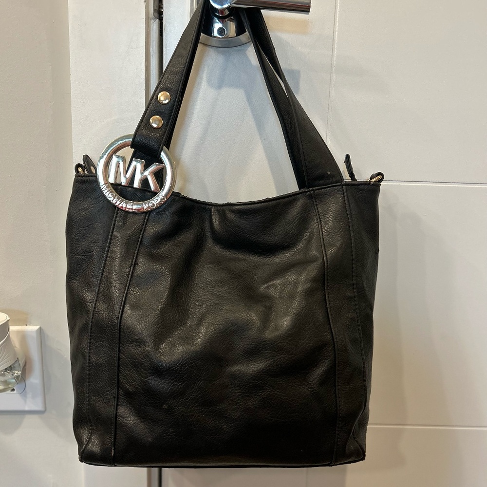 Michael Kors Handbag Bag Large Classic Black Pebbled Soft Genuine Leather